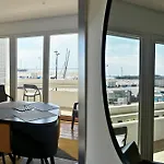 Vue Mer Exceptionnelle, Balcon, Plage A Pied 4 P